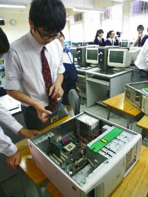 http://www.cls.edu.hk/web/upload/Image/2012-13/comp/2011-11-16/100_0535.JPG